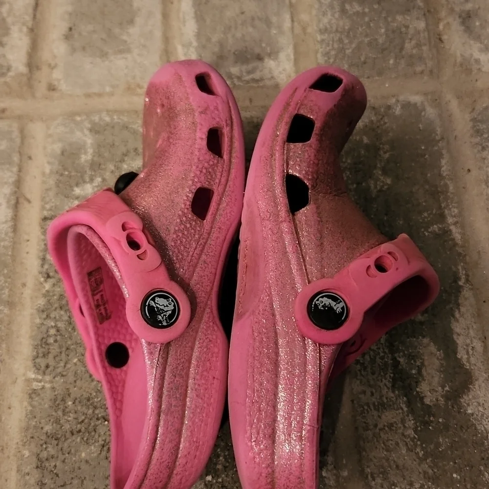 Crocs Hello Kitty Crocs Size 10 11 Girls Shoes Pink